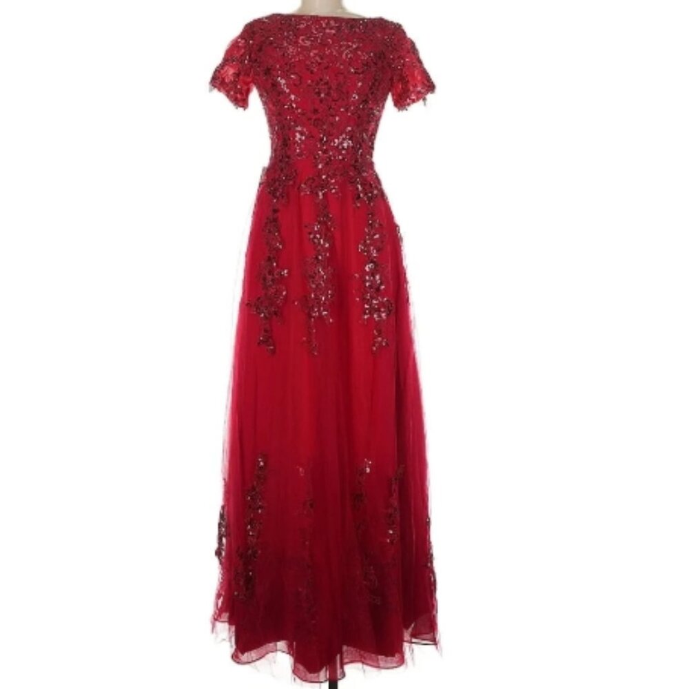 NWT Wear Your Love Stunning Red Embellished Evening Gown – Size 9 prom wedding